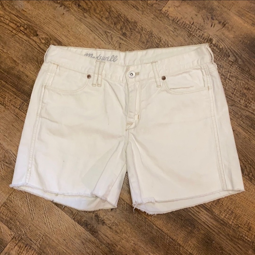 Madewell shorts in tile white